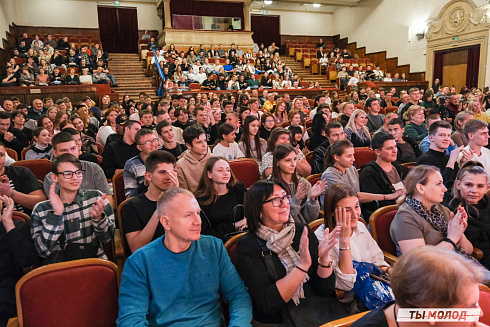 Второй полуфинал лиги "КВН-Сибирь-НЭКСТ"