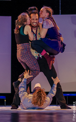 Первый молодежный театральный фестиваль «Устроим сцену!»