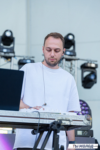 Фестиваль авторской музыки "СНИЗУ ФЕСТ 2024"