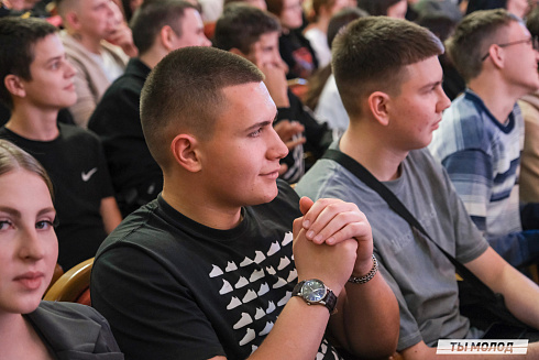 Второй полуфинал лиги "КВН-Сибирь-НЭКСТ"