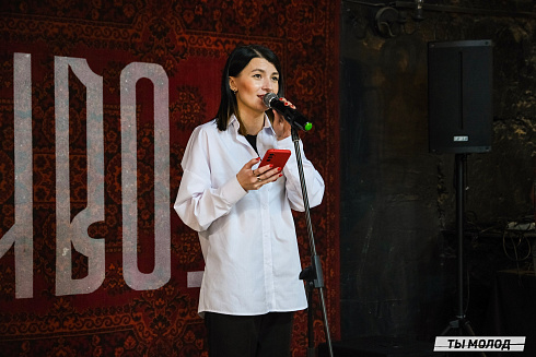 Художественная выставка "Контекст" в арт-резиденции "Респект" 