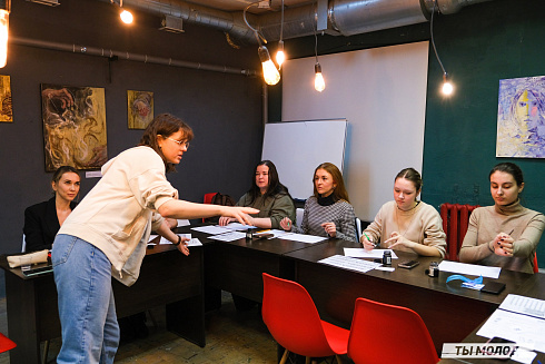 Художественная выставка "Контекст" в арт-резиденции "Респект" 