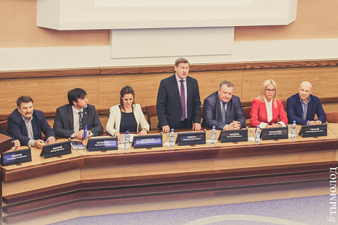 В Новосибирске наградили победителей конкурса среди предприятий и учреждений города «Лучшая организация работы с молодёжью» и активистов работающей молодёжи