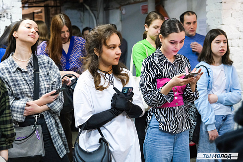 Художественная выставка "Контекст" в арт-резиденции "Респект" 