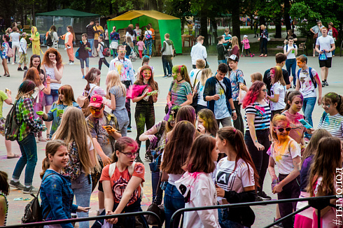 Фестиваль красок Happy fest
