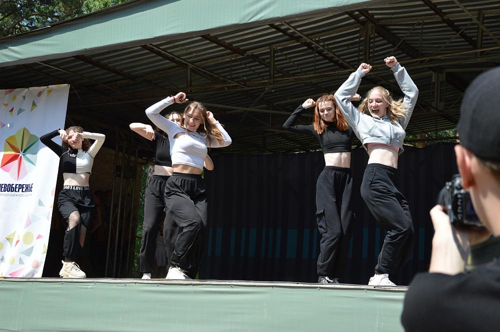 150 танцоров встретились на «Ритмах лета». 150 танцоров встретились на «Ритмах лета».