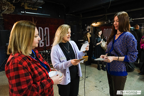 Художественная выставка "Контекст" в арт-резиденции "Респект" 