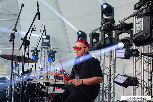 Фестиваль авторской музыки "СНИЗУ ФЕСТ 2024"