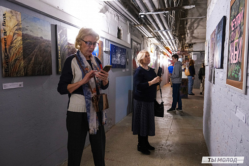 Художественная выставка "Контекст" в арт-резиденции "Респект" 