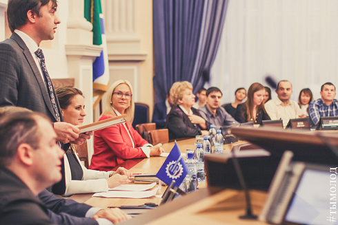 В Новосибирске наградили победителей конкурса среди предприятий и учреждений города «Лучшая организация работы с молодёжью» и активистов работающей молодёжи