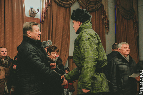 15 призывников из Новосибирской области отправились служить в Президентский полк
