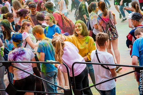 Фестиваль красок Happy fest