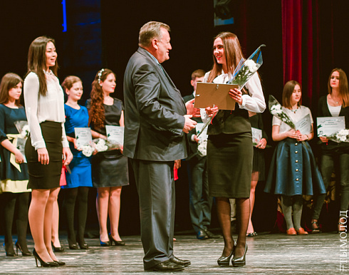 Вручение свидетельств и присвоение званий "Стипендиат мэрии Новосибирска"