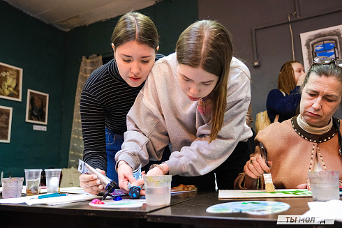 Художественная выставка "Контекст" в арт-резиденции "Респект" 