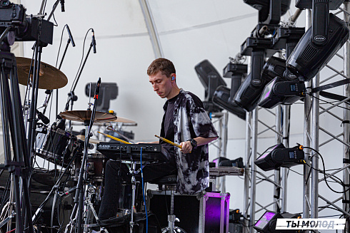 Фестиваль авторской музыки "СНИЗУ ФЕСТ 2024"