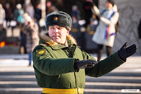 Возложение цветов в честь Дня Защитника Отечества 2025