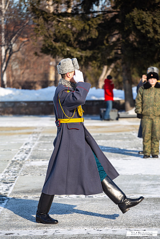 Возложение цветов в честь Дня Защитника Отечества 2025