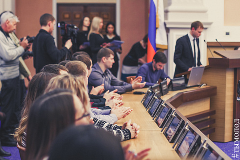 В Новосибирске наградили победителей конкурса среди предприятий и учреждений города «Лучшая организация работы с молодёжью» и активистов работающей молодёжи