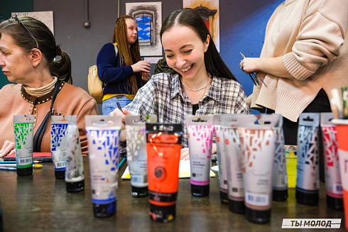 Художественная выставка "Контекст" в арт-резиденции "Респект" 