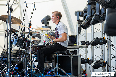 Фестиваль авторской музыки "СНИЗУ ФЕСТ 2024"