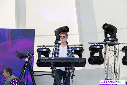 Фестиваль авторской музыки "СНИЗУ ФЕСТ 2024"