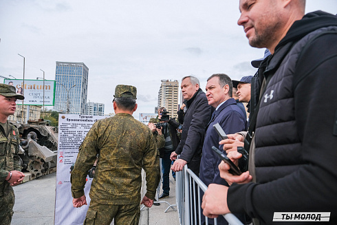 Передвижная выставка трофейной техники НАТО «Сила V Правде – Гордость и Победа»