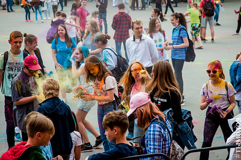 Фестиваль красок Happy fest
