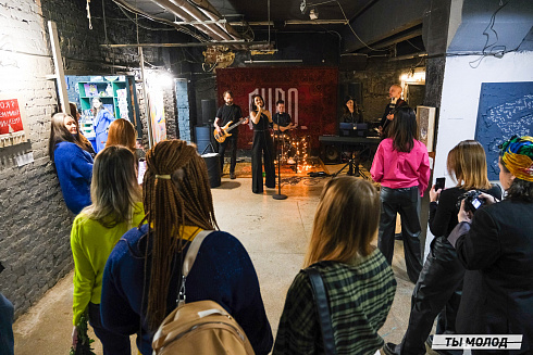 Художественная выставка "Контекст" в арт-резиденции "Респект" 