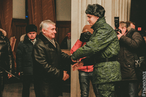 15 призывников из Новосибирской области отправились служить в Президентский полк
