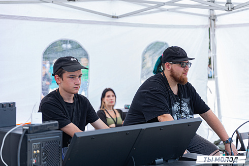 Фестиваль авторской музыки "СНИЗУ ФЕСТ 2024"