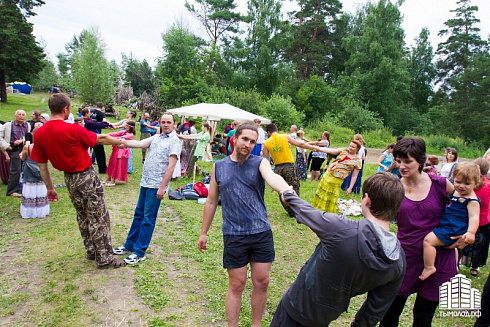 Фестиваль родной культуры "Родники"