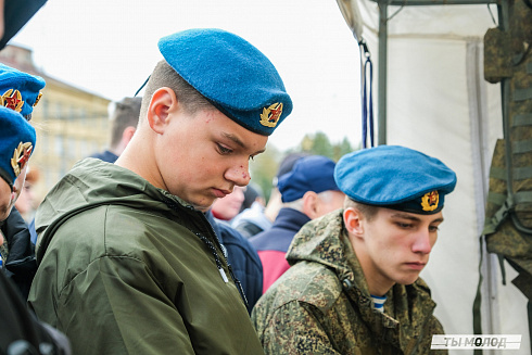 Передвижная выставка трофейной техники НАТО «Сила V Правде – Гордость и Победа»
