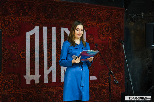 Художественная выставка "Контекст" в арт-резиденции "Респект" 