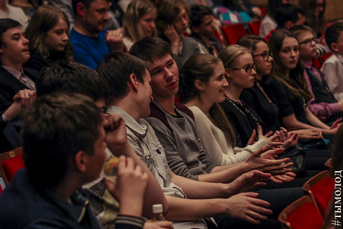 Первый молодежный театральный фестиваль «Устроим сцену!»