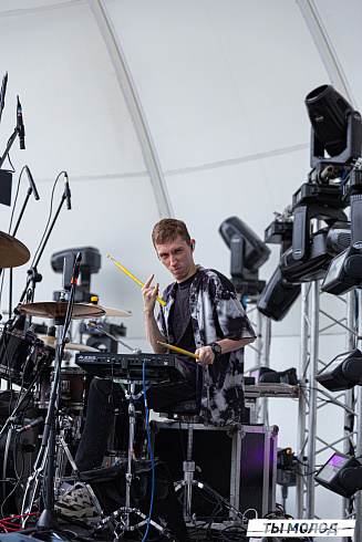 Фестиваль авторской музыки "СНИЗУ ФЕСТ 2024"