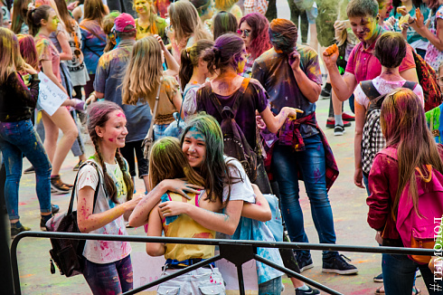 Фестиваль красок Happy fest