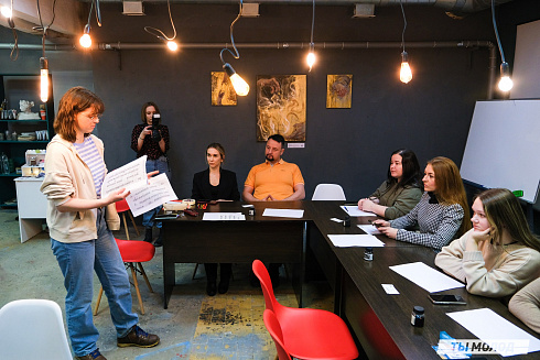 Художественная выставка "Контекст" в арт-резиденции "Респект" 