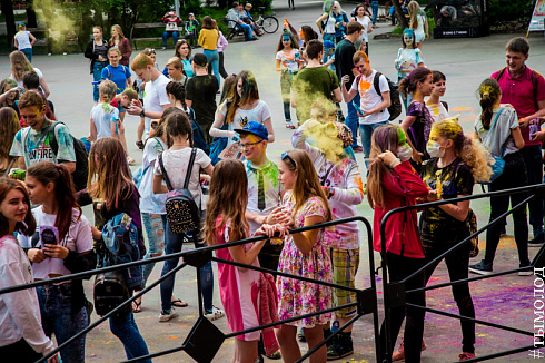 Фестиваль красок Happy fest