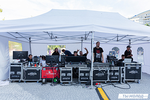 Фестиваль авторской музыки "СНИЗУ ФЕСТ 2024"