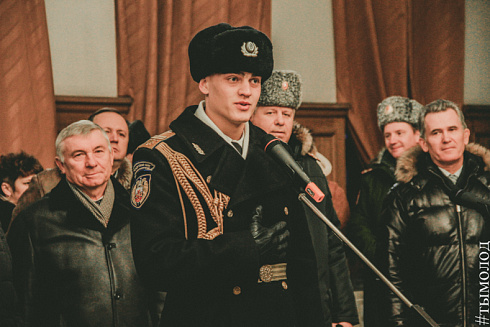 15 призывников из Новосибирской области отправились служить в Президентский полк