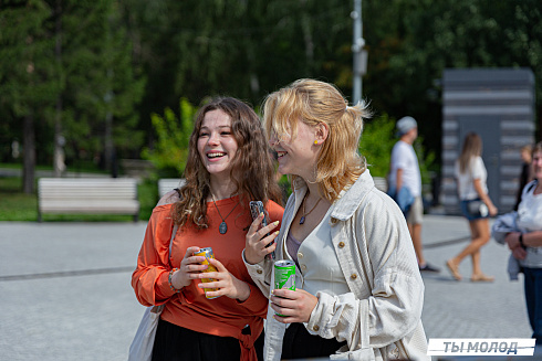 Фестиваль авторской музыки "СНИЗУ ФЕСТ 2024"