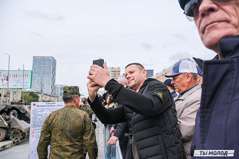 Передвижная выставка трофейной техники НАТО «Сила V Правде – Гордость и Победа»