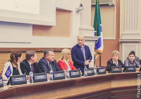 В Новосибирске наградили победителей конкурса среди предприятий и учреждений города «Лучшая организация работы с молодёжью» и активистов работающей молодёжи