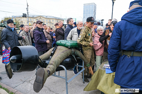 Передвижная выставка трофейной техники НАТО «Сила V Правде – Гордость и Победа»