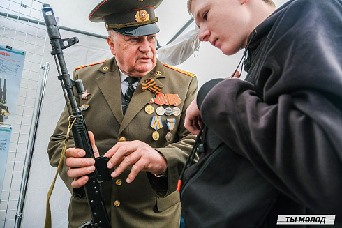 Передвижная выставка трофейной техники НАТО «Сила V Правде – Гордость и Победа»