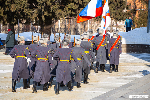 Возложение цветов в честь Дня Защитника Отечества 2025